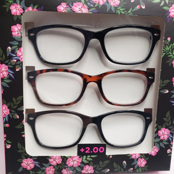Betsey Johnson +2.00 Reading Glasses Tortoise and Black Set of 3 - Picture 4 of 5